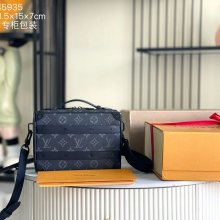 LOUIS VUITTON M45935 イタリアA級レザー斜め掛け サイズ:21.5x15cm