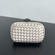 BOTTEGA VENETA BV 8651 ノット イブニングバッグ シルク編み蛇皮トリム 16x10cm サイズ:16x10cm