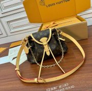 LOUIS VUITTON M25085 ボックスレザー 斜め掛けバッグ レディース斜め掛け 27x17x12cm サイズ:27x17x12cm