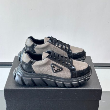 プラダ メンズ スニーカー ダウンタウンボールド 39-44