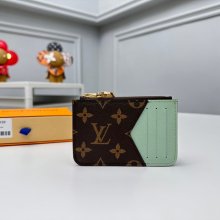 LOUIS VUITTON M82939 ロミーカードケース モノグラム サイズ:12x8x0.8cm