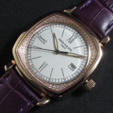 PATEK PHILIPPE クォーツ搭載 レディスモデル