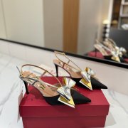 【VALENTINO】25SSパンプスレディース