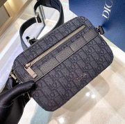 DIOR サファリメッセンジャー オブリーク サイズ:22x15cm