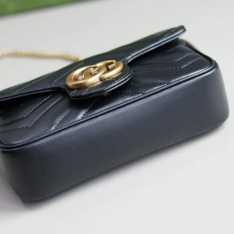 GUCCI 806017 斜め掛けバッグ、ショルダーバッグ、ハンドバッグ GG 21x12cm サイズ:21x12cm