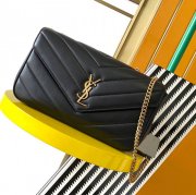 SAINT LAURENT 801439 ラムレザー 斜め掛けバッグ チェーン 29x17cm サイズ:29x17cm