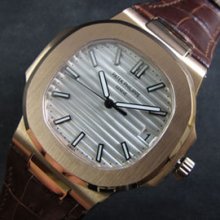 PATEK PHILIPPE ノーチラス ピンクゴールド 完売必至