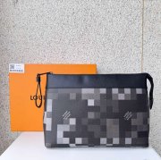 LOUIS VUITTON M14926 ポシェット ボヤージュ スープル ダモフラージュ サイズ:30x21x7.5cm