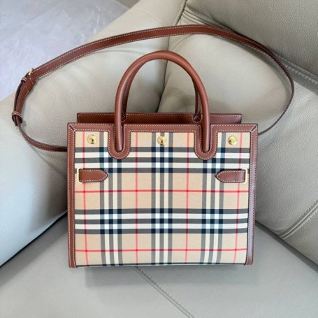 BURBERRY 2661 チェック ショルダーバッグ クラシックチェック 32x25x15cm サイズ:32x25x15cm