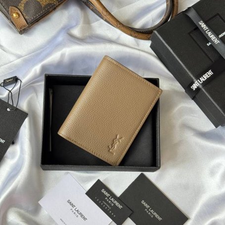 SAINT LAURENT 668736 二つ折り財布 荔枝紋 サイズ:11.5x9cm