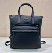 Prada メンズ ナイロン トートバッグ ナイロン ブラック 2VG098 サイズ:42x38x10cm