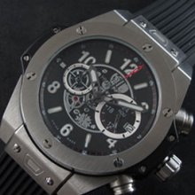 HUBLOT ビッグバン ウニコキング クォーツ搭載
