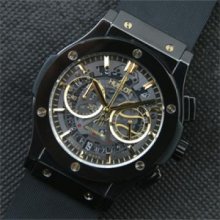 HUBLOT クラシックフュージョン アエロクロノグラフ クォーツ搭載