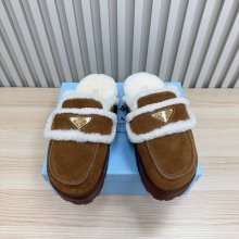 【PRADA】ウールスリッポンレディース