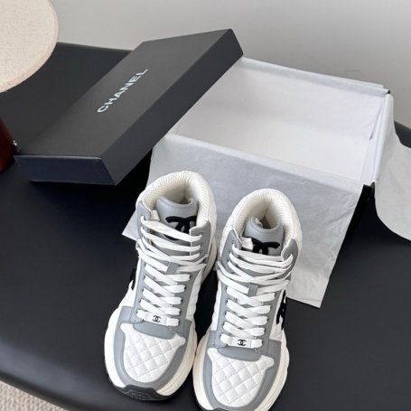 【CHANEL】25Cスニーカーレディース