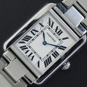 CARTIER タンクアングレーズ クォーツ搭載