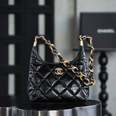 CHANEL ラムレザー ゴールド ショルダーバッグ ヴィンテージ 22.5×19.5×8.5cm サイズ:22.5×19.5×8.5cm