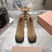 【MIUMIU】2026SSショートブーツレザーブーツレディース
