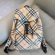 Burberry 最新タータンチェック リュック タータンチェック サンド 4831 サイズ:40x27x17cm