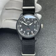 IWC パイロット IW326906 トップガン 自動巻き 新作コピー