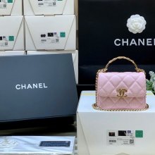 CHANEL AP2758 ラムレザー レッド×ゴールド 斜め掛けバッグ ファッショナブル 13×9.5×6cm サイズ:13×9.5×6cm