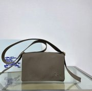 BURBERRY コットンブレンド斜め掛け サイズ:25x16cm