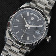 ROLEX 228239 デイデイト 40mm ストレート文字盤