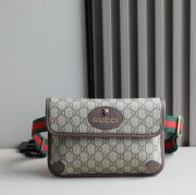 GUCCI GGシュプリーム タイガーウエストバッグ サイズ:24x16.5x3.8cm