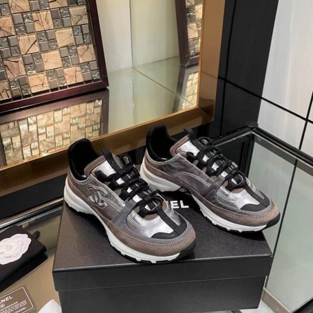 【CHANEL】25SSスニーカーレディース