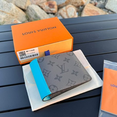 LOUIS VUITTON M11468 マルチプル短財布 モノグラムエクリプスリバース サイズ:11.5x9x1.5cm