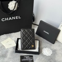 CHANEL AP3197 クラシックパスポートケース カヴィア粒革 サイズ:14.5x10.5cm
