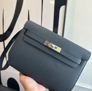 HERMES ケリー デペッシュ 25 クラッチバッグ エプソム革 ショルダーストラップ付き サイズ: