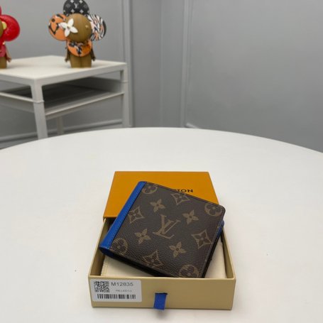 LOUIS VUITTON M12835 マルチプル短財布 モノグラムマッカーサー ブルー サイズ:11.5x9x1.5cm