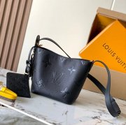 LOUIS VUITTON M13480 パターン ブラック 斜め掛けバッグ レディース斜め掛け 18x16x12cm サイズ:18x16x12cm