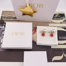 ディオール スタイル ピアス クローバー