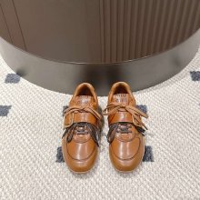 【MIUMIU】新作ワックスレザーシューズレザーシューズカジュアルシューズレディース