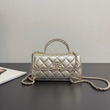 CHANEL カーフレザー 菱格紋 レッド×ゴールド ショルダーバッグ クラシック 春夏 18×10×4.5cm サイズ:18×10×4.5cm