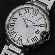 CARTIER バロンブルー クォーツ搭載 シルバー文字盤 鏡面仕上げ 大好評