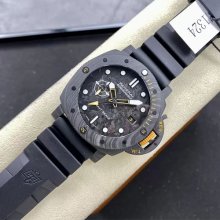 PANERAI PAM01324 サブマーシブル GMT カーボテック レプリカ専門店