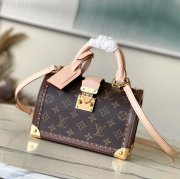LOUIS VUITTON M11154 斜め掛けバッグ レディース斜め掛け 21x15x13cm サイズ:21x15x13cm