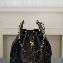CHANEL ブラック×ゴールド バケツバッグ 大 40×30×15cm サイズ:40×30×15cm