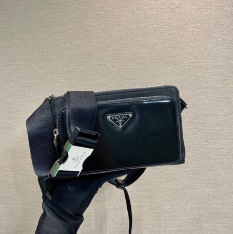 PRADA 2VH156A ウエストバッグ サイズ:21x13x2.5cm