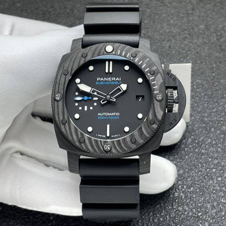 PANERAI PAM02231 サブマーシブル カーボテック 最高精密