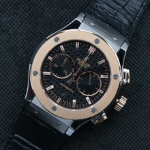 HUBLOT クラシックフュージョン エンボスブラック文字盤 激安ストア