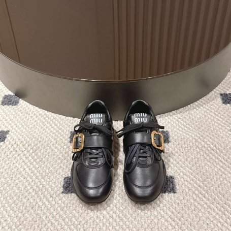 【MIUMIU】新作ワックスレザーシューズレザーシューズカジュアルシューズレディース