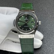 HUBLOT クラシックフュージョン 542.NX.8970.LR チタニウム 42mm グリーン 素敵な新作