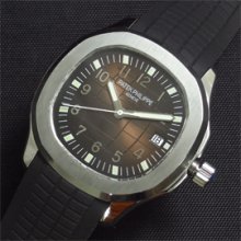 PATEK PHILIPPE アクアノート Swiss 2824-2搭載