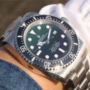 ROLEX シードゥエラー 44mm グリーン 2836搭載