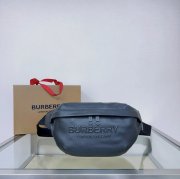 BURBERRY 3481 粒紋レザーウエストバッグ サイズ:31x16x7.5cm