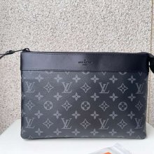 LOUIS VUITTON M82543 ポシェット ボヤージュ スープル モノグラムエクリプス サイズ:32x21cm